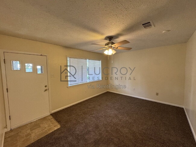 Building Photo - 3203 Harle St
