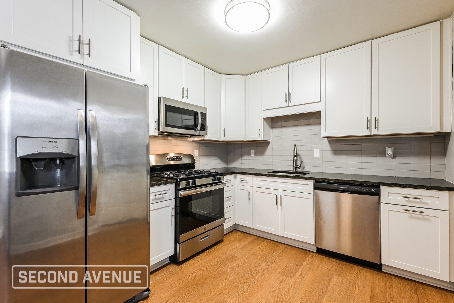 Building Photo - 1405 Cavitt Rd