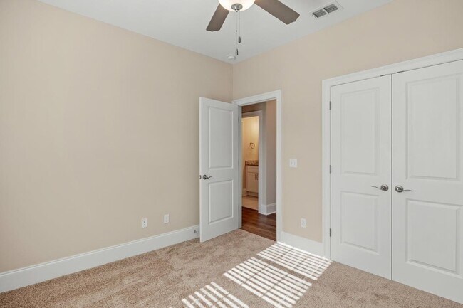 Building Photo - 64 Shelby Dr