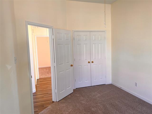 Building Photo - 2312 Eldger Dr