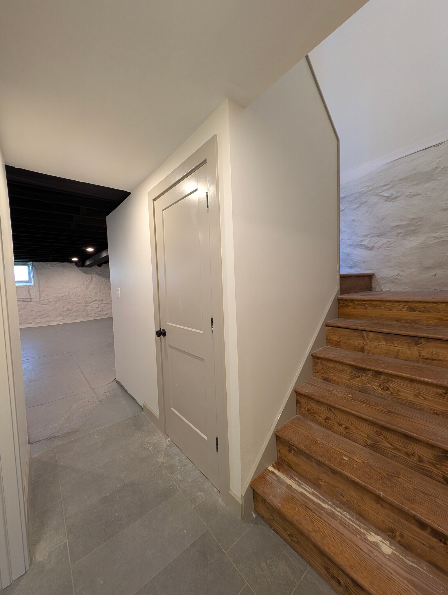 Building Photo - 4111 McRee Ave
