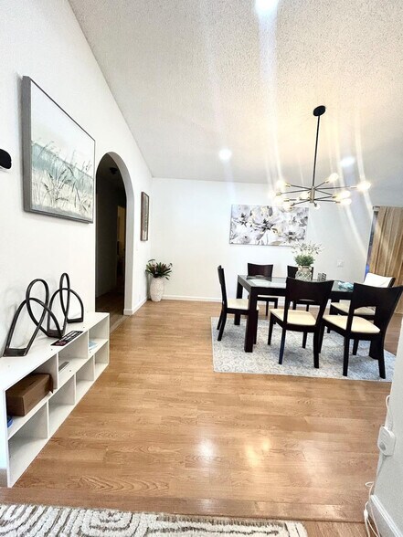 Building Photo - 2500 Kirkwood Dr