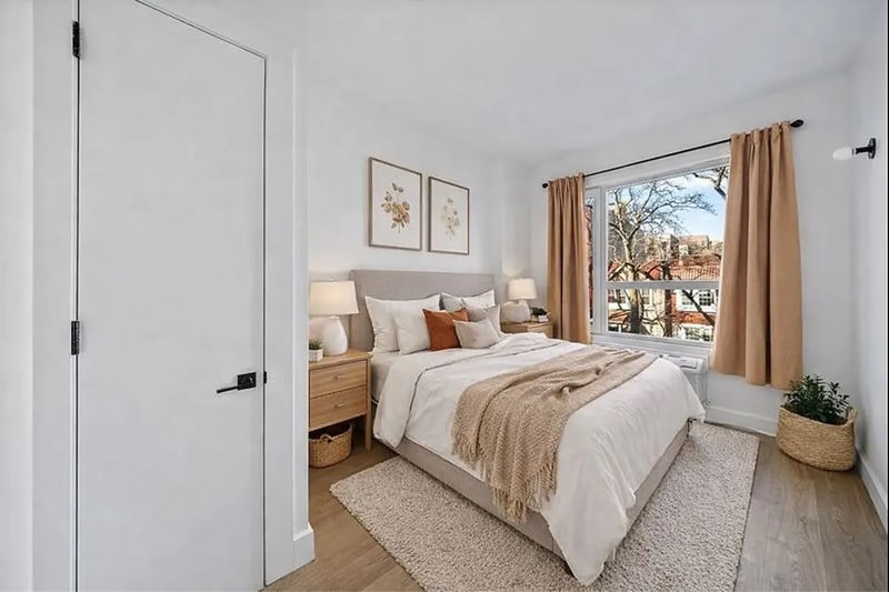 Building Photo - 1042 President St