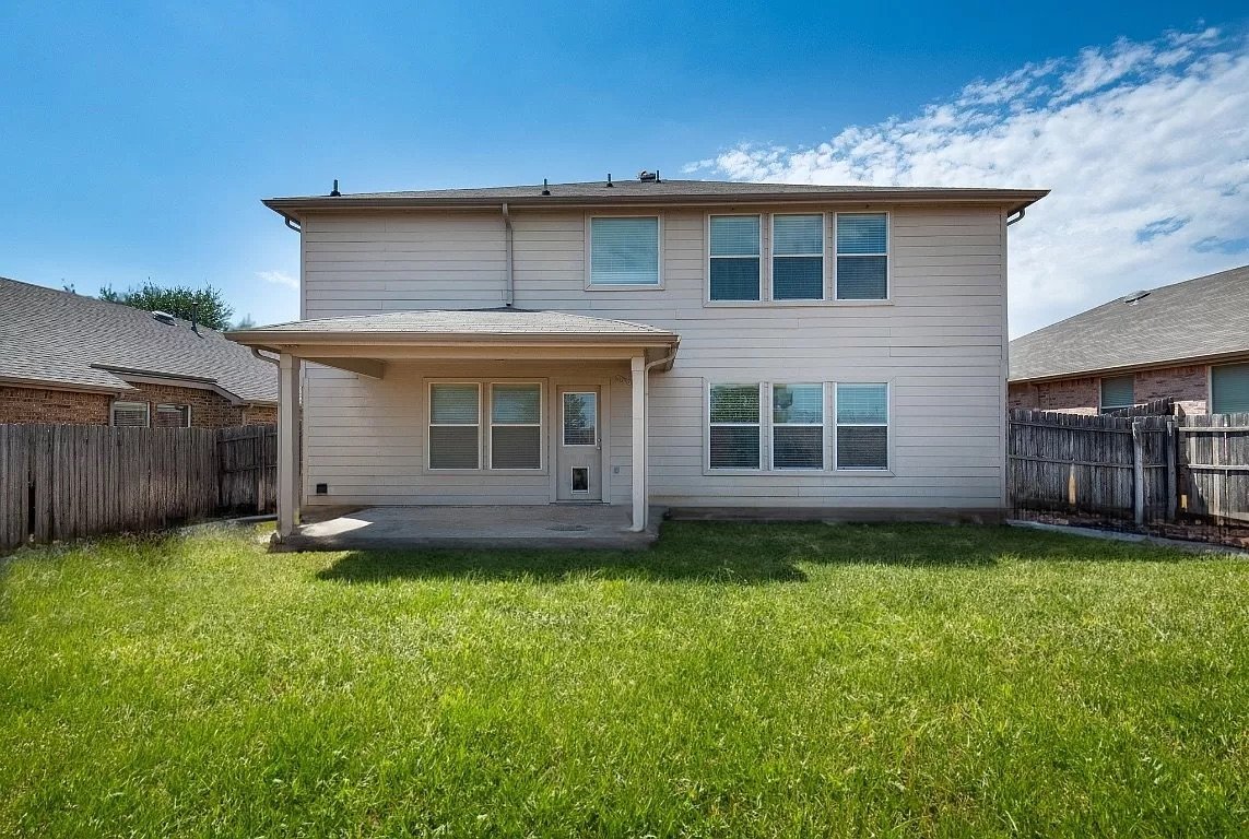 Building Photo - 9308 Liberty Crossing Dr