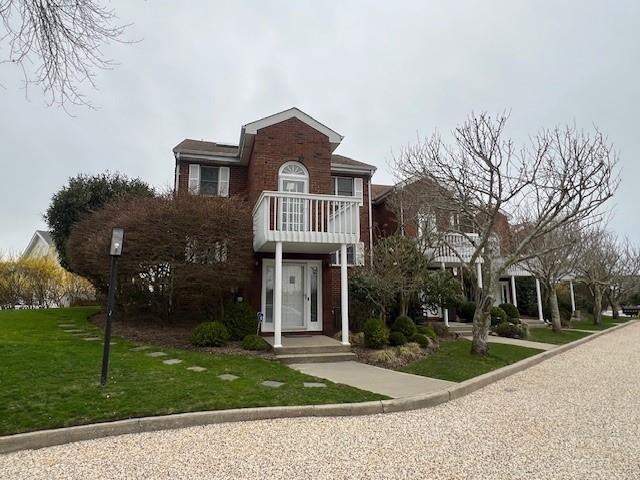 Primary Photo - 32 Library Ave