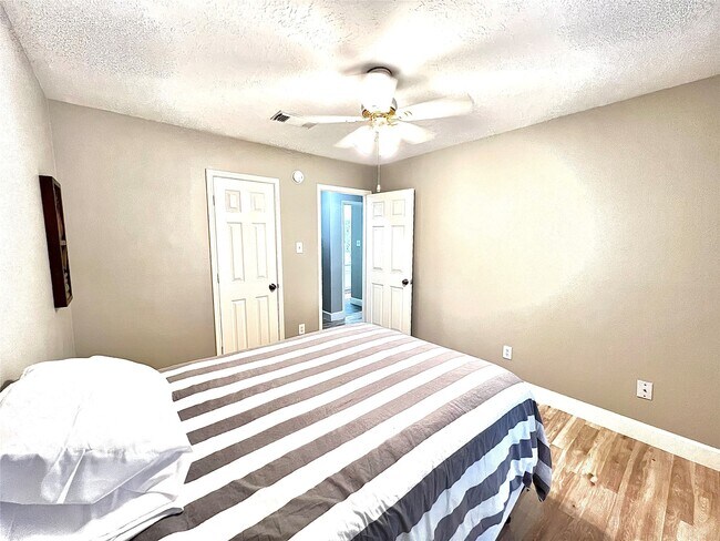 Building Photo - 21106 Rushing Creek Ln
