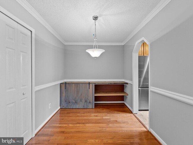 Building Photo - 1109 Huntmaster Terrace NE