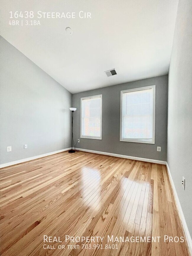 Building Photo - 16438 Steerage Cir