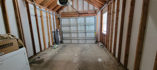 Building Photo - 5250 SW 97th Dr