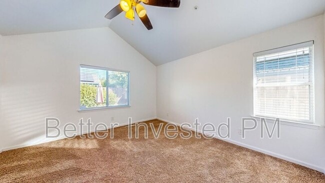 Building Photo - 430 Merlot Dr