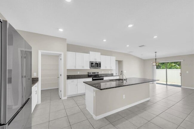 Building Photo - 1873 Colding Dr