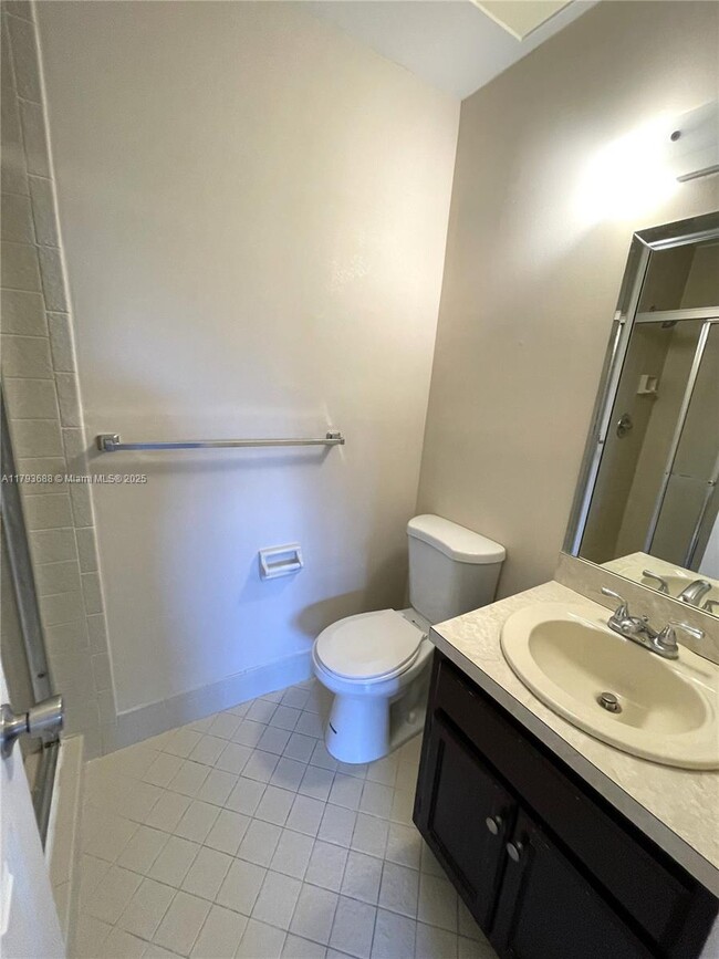 Building Photo - 11453 NW 39th Ct