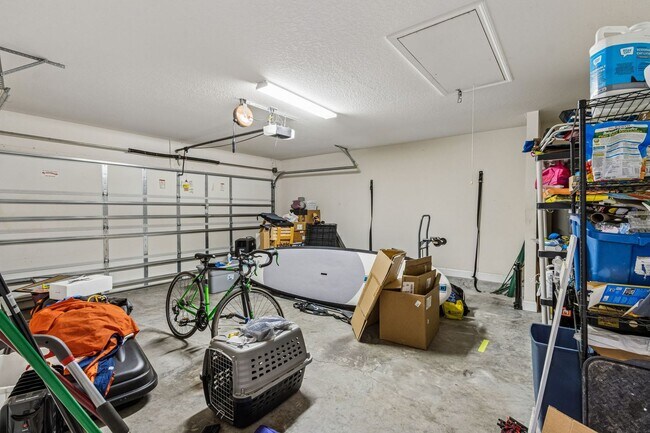 Building Photo - 87096 Farnsworth Ln