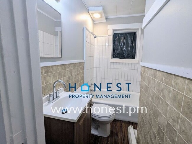 Building Photo - 1 Jefferson St