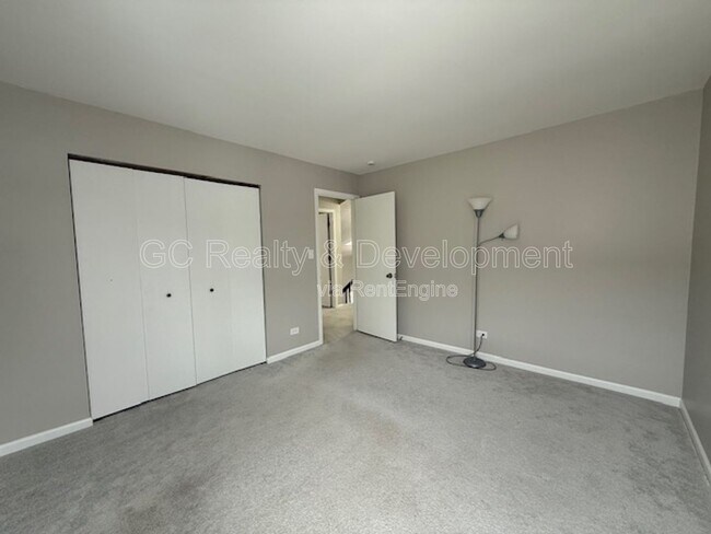 Building Photo - 1121 Southbridge Ln