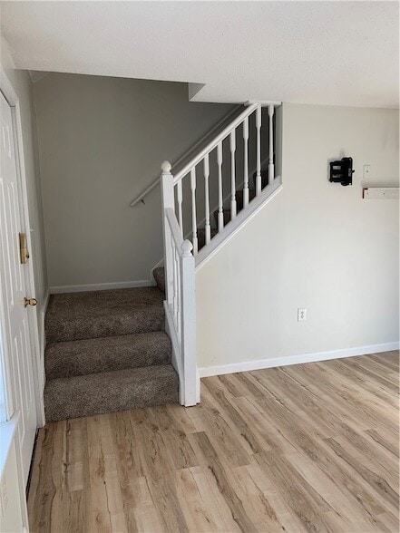 Building Photo - 200 Post Rd