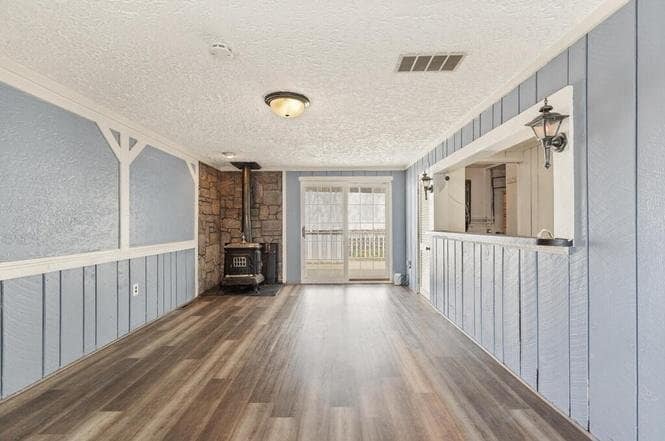 Building Photo - 16 Juniper St
