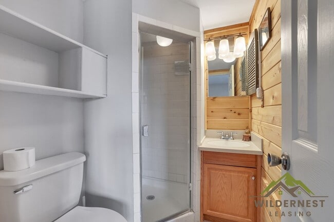 Building Photo - Deck Gore Condo - WINTER RENTAL-2 Bedroom/...