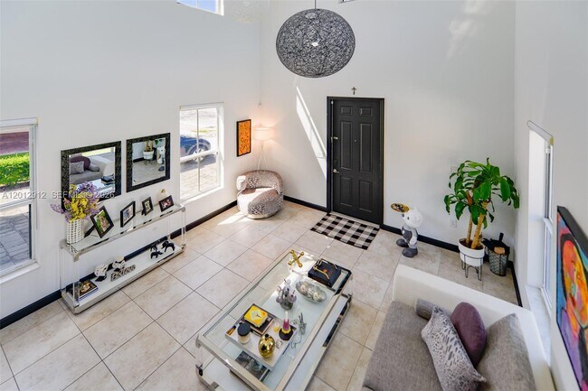 Building Photo - 9101 SW 169th Pl