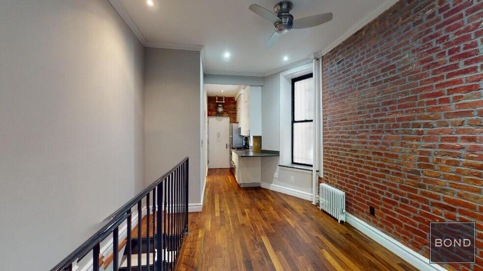 Primary Photo - 60 Avenue B