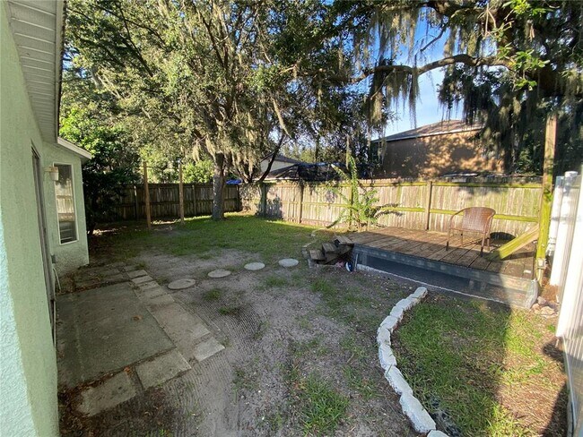Building Photo - 8530 Quarter Horse Dr