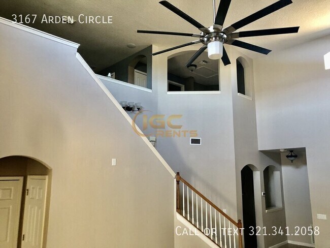 Building Photo - 3167 Arden Cir