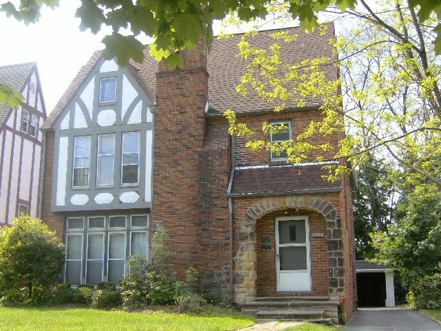 Building Photo - 18320 Newell Rd