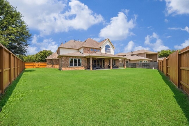 Building Photo - 4511 Royal Bend Ln