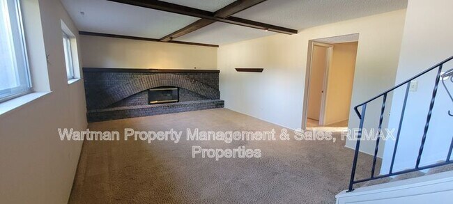 Building Photo - 6853 Duke Dr