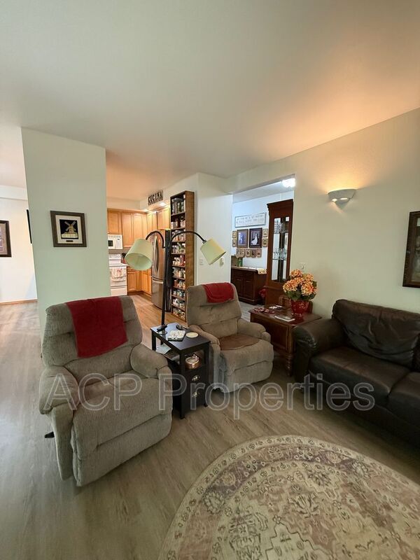 Building Photo - 4654 Celia Way