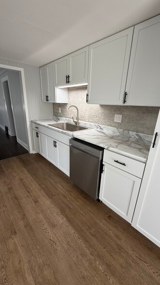 Building Photo - 4815 Lexington Blvd