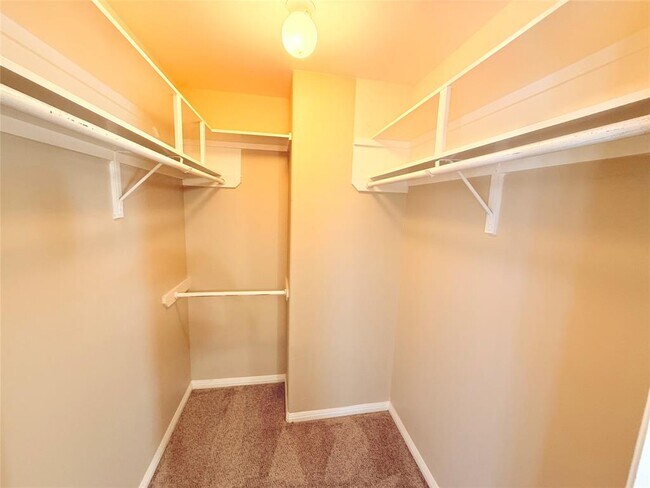 Building Photo - 2506 Partridge Ct