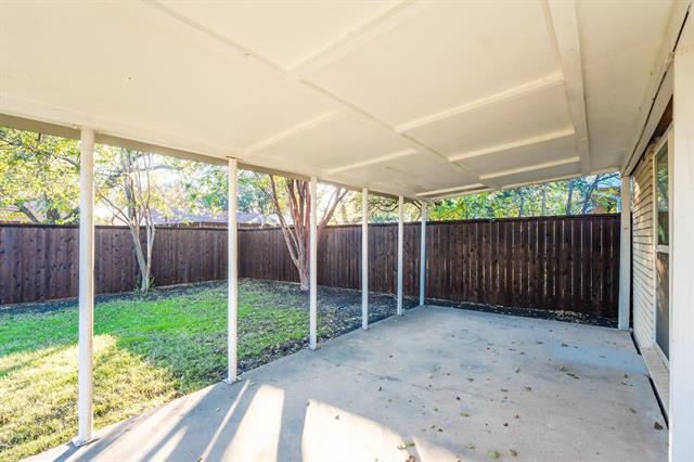 Building Photo - 538 Hawthorne Dr