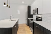 Building Photo - 5945 6th Ave