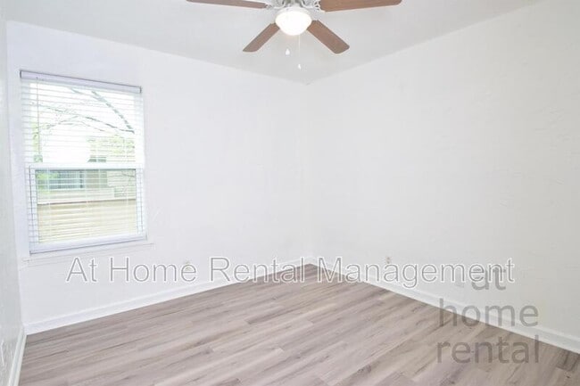 Building Photo - 6601 S Zunis Ave
