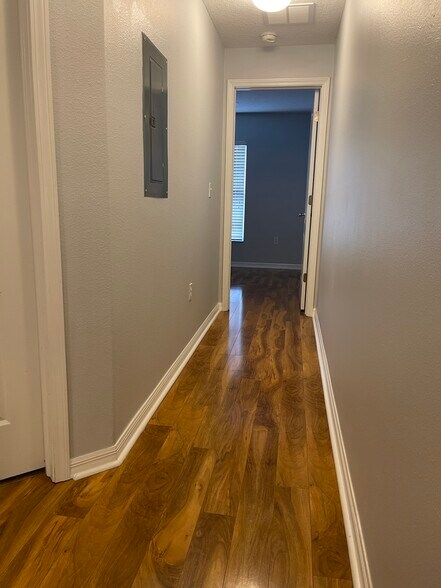 Building Photo - 4152 Winding Vine Dr