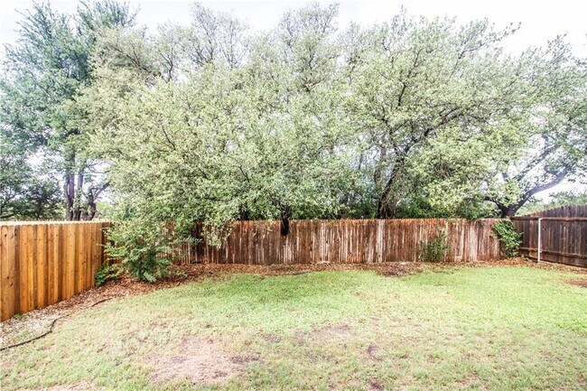 Building Photo - 413 Moorhen Cove
