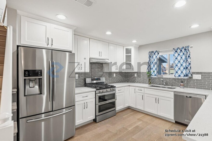 Building Photo - 2435 Denevi Dr