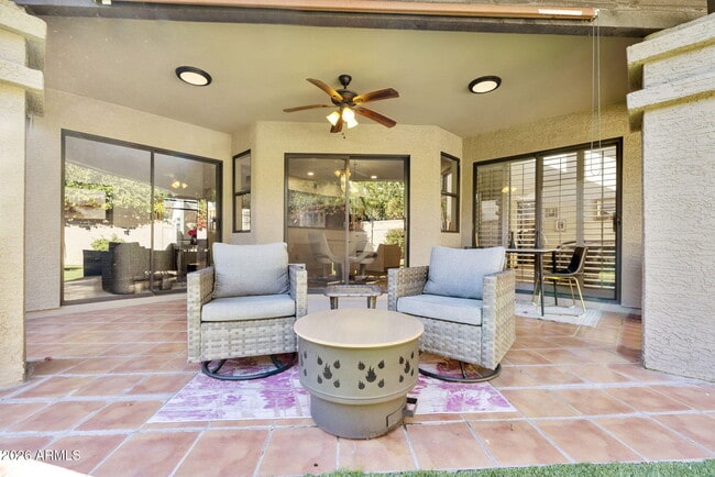 Building Photo - 8782 E Mustang Trail