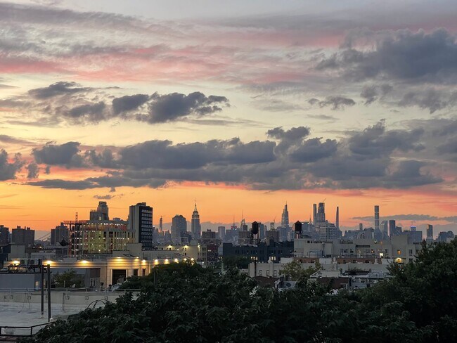 Building Photo - Beautiful 1 Bedroom in Prime Brooklyn with...