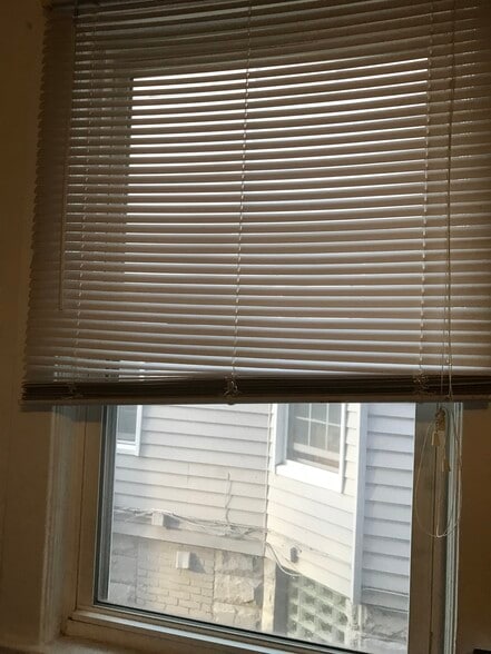 Building Photo - 2223 Murray Hill Rd