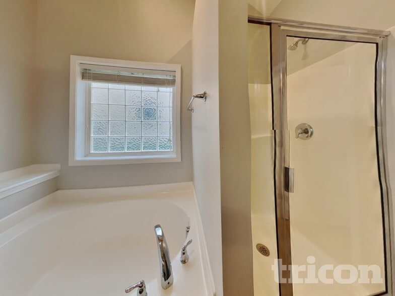 Building Photo - 410 Crutchfield Dr