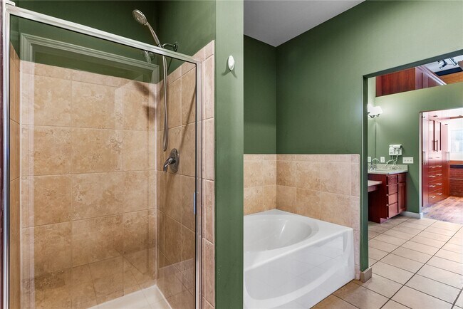 Building Photo - 1520 Washington Ave