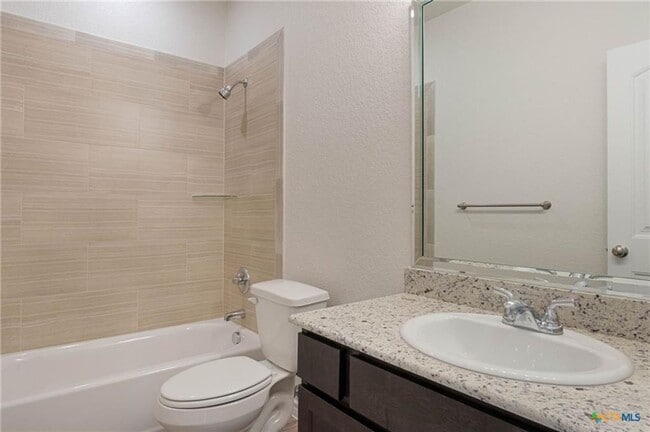Building Photo - 202 Adley Avenue