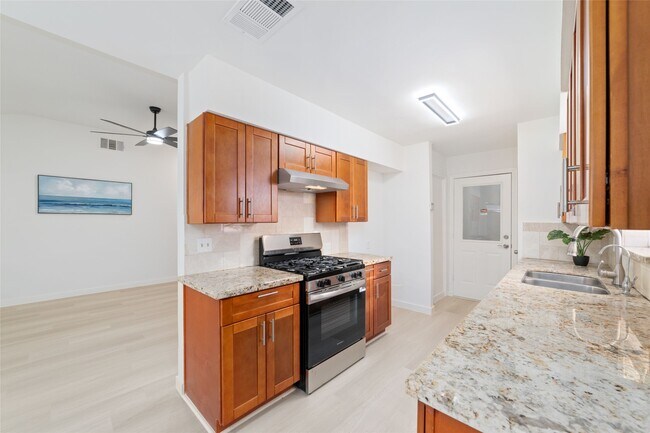 Building Photo - 11222 Sandstone St