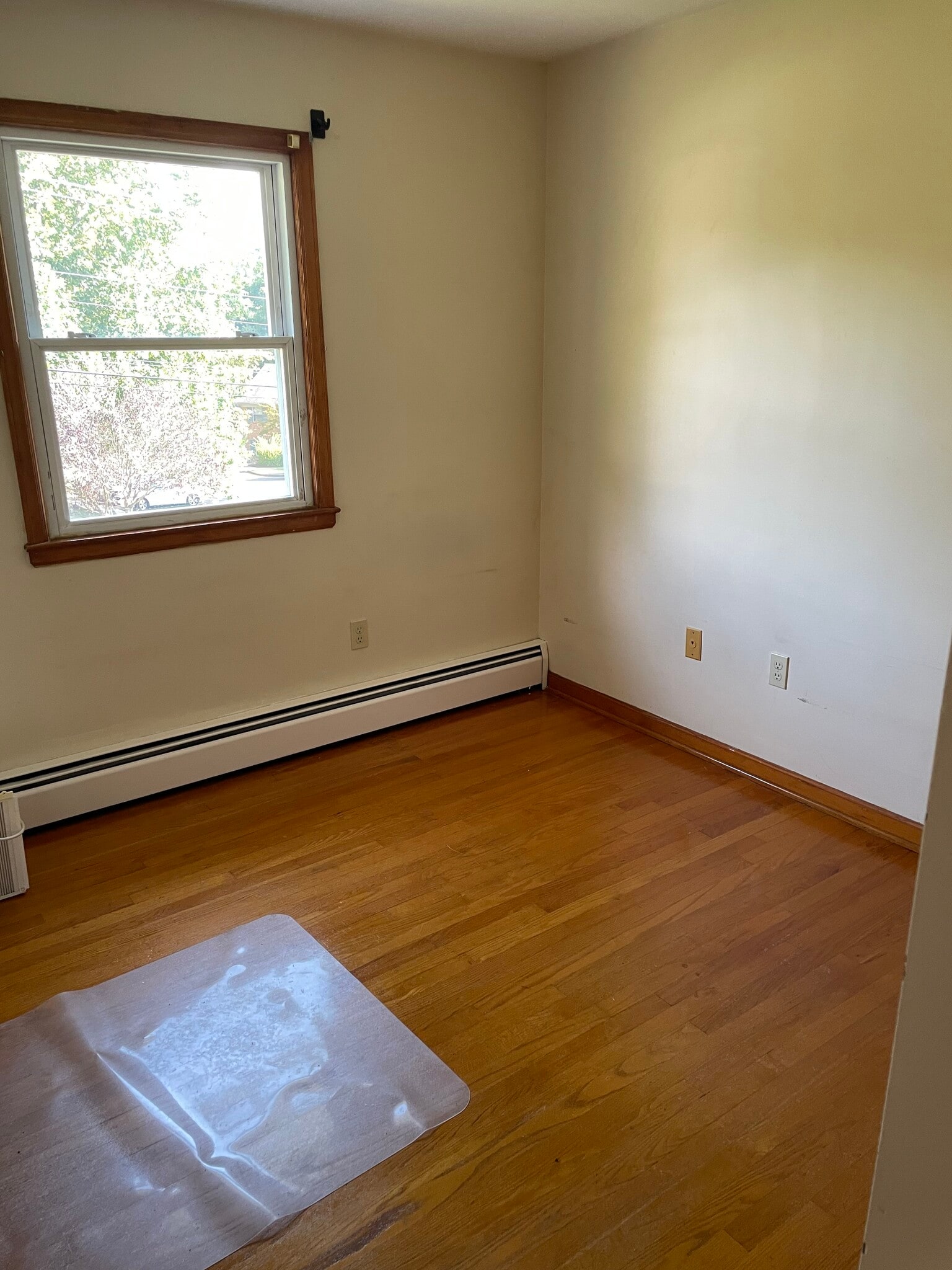 Building Photo - 403 Marlington St