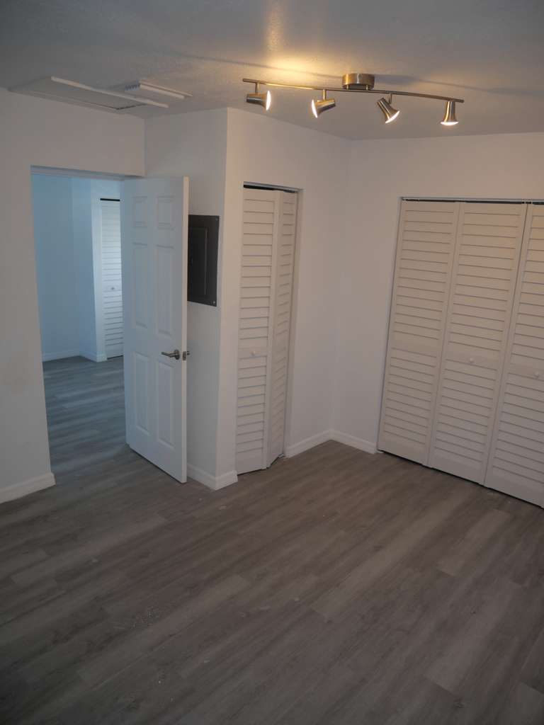 Building Photo - 13115 3rd St E