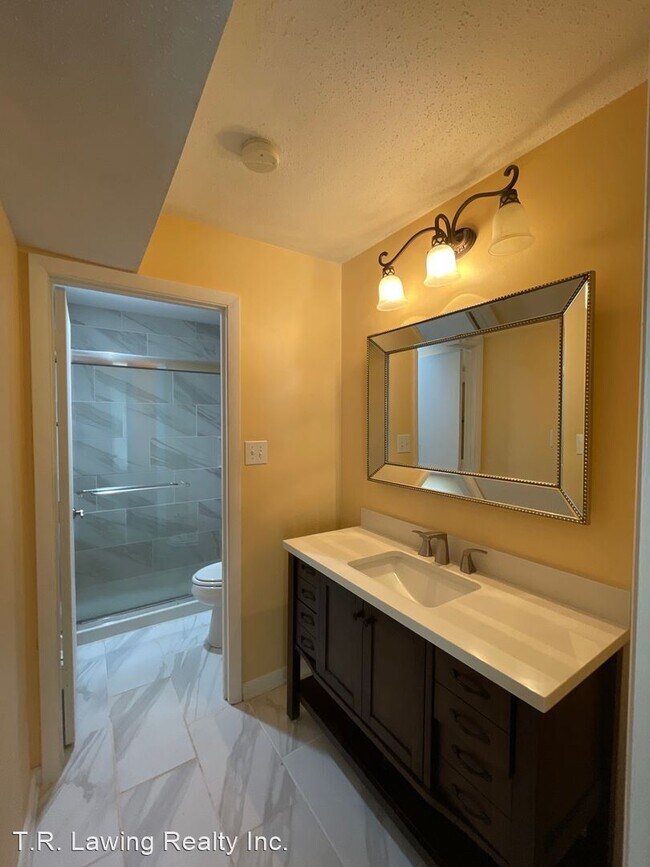 Building Photo - 2 br, 2 bath House - 4912 Sardis Road Unit H