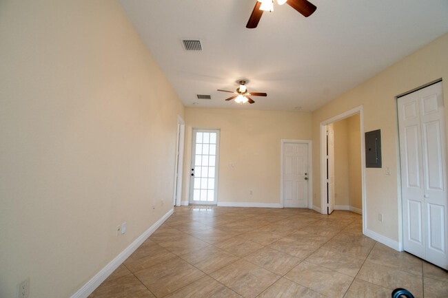 Building Photo - 12094 Citrus Grove Blvd