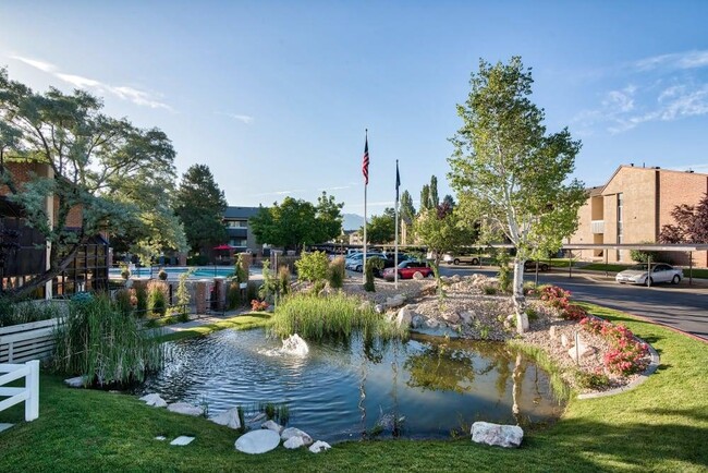 Building Photo - Cherry Creek Apartments